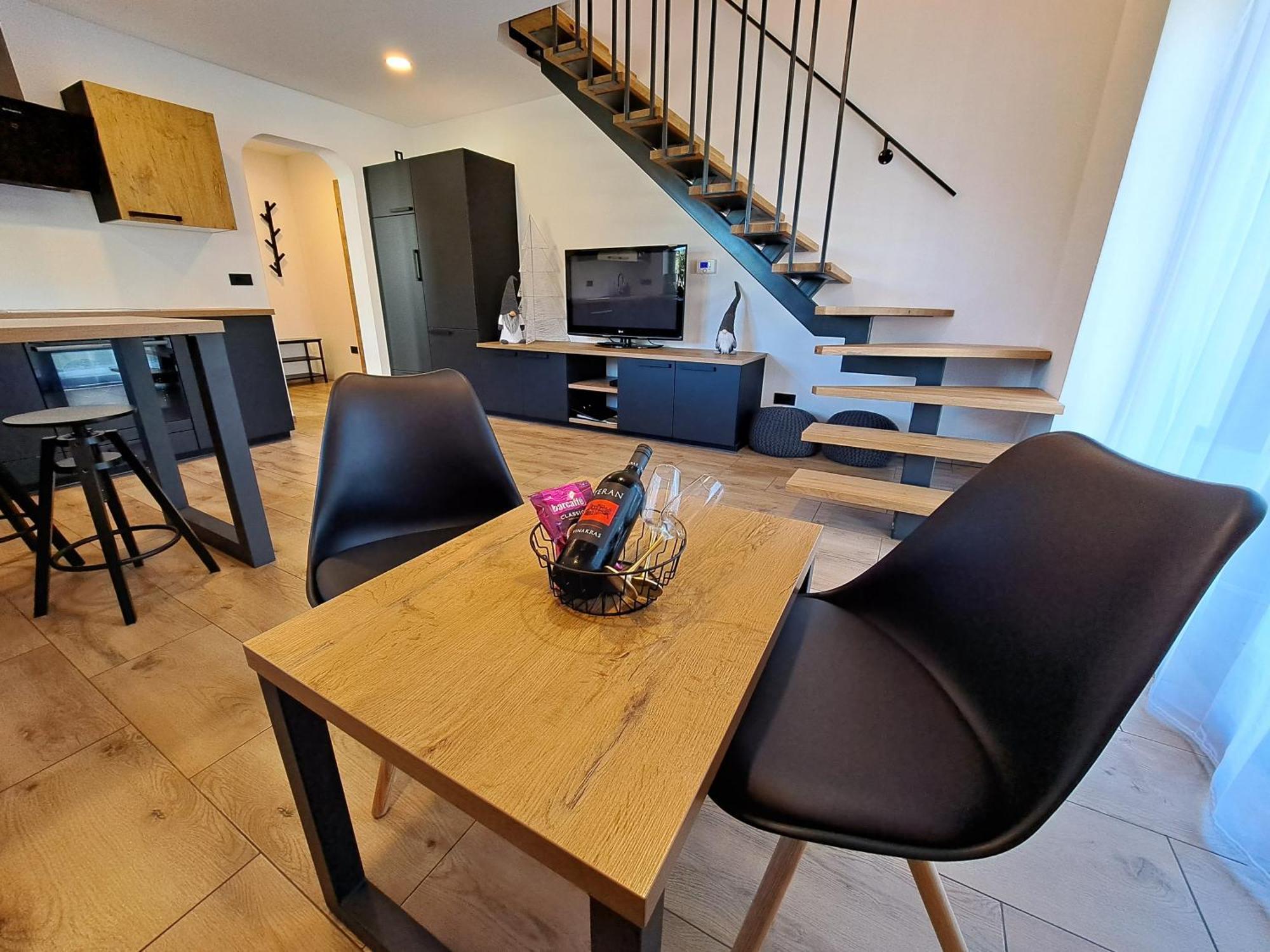 Riverside Apartma 1, Краньска Гора Экстерьер фото